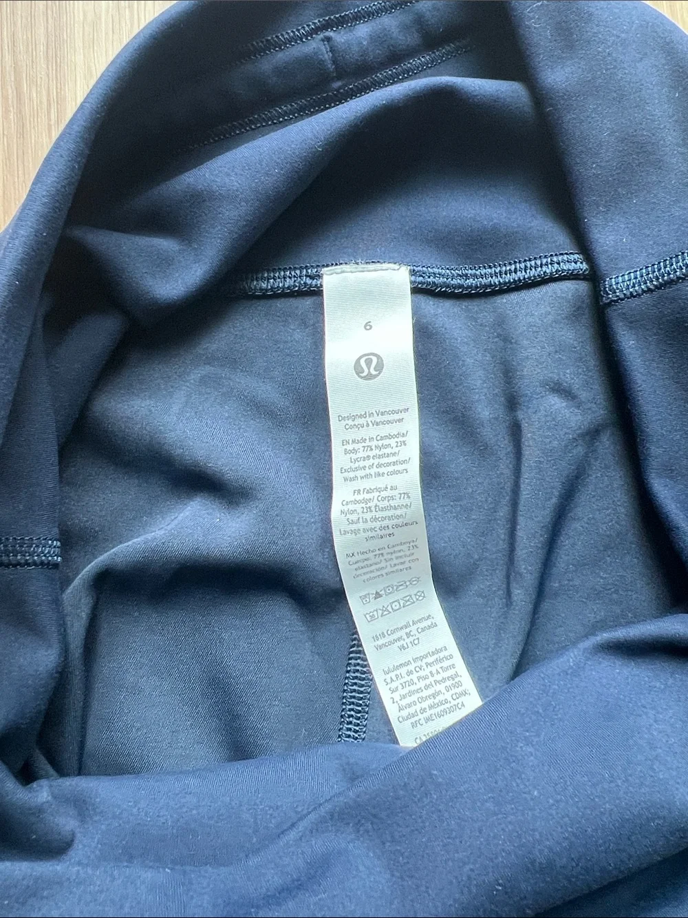 lululemon athletica Navy Wundertrain No line